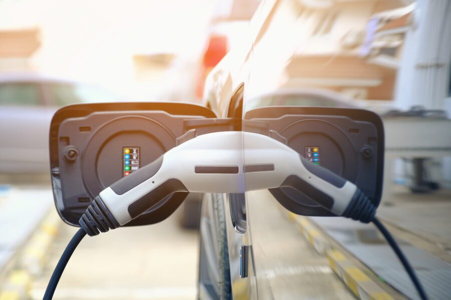 Our Guide to Fleet EV Charging Grants & Incentives